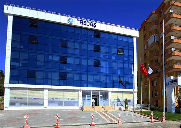 TREDAŞ’TAN KADIN ÇALIŞANLARA 8 MART JESTİ